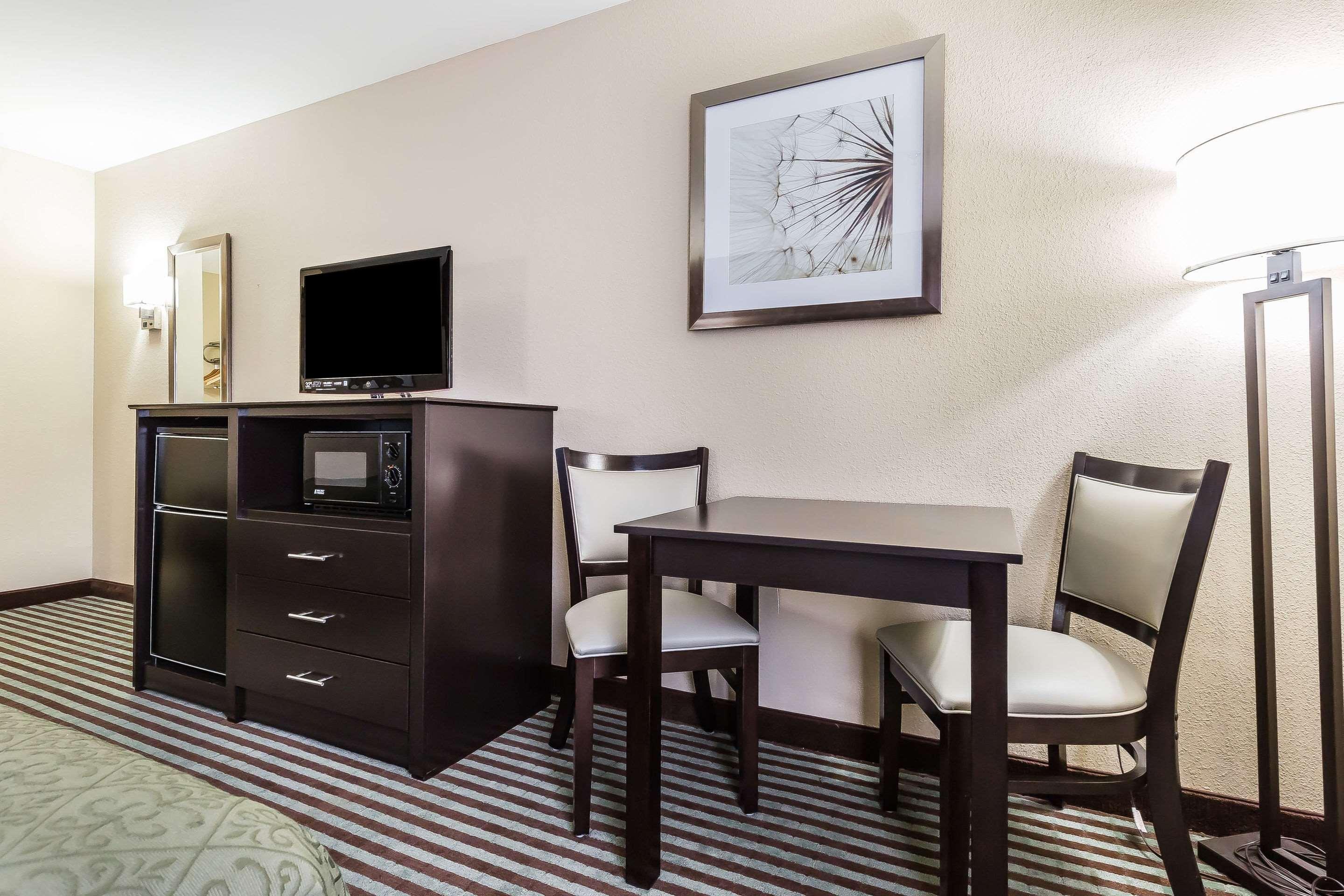Quality Inn Mount Vernon, Il Εξωτερικό φωτογραφία